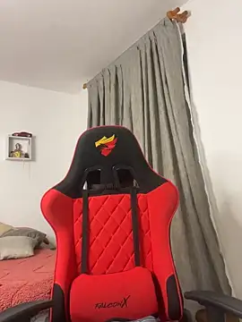 Ezzio_Scolaro webcam