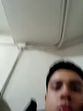 Yosoyelmismo-6737 webcam