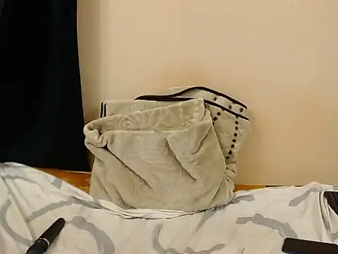 OnionBooty3573 webcam