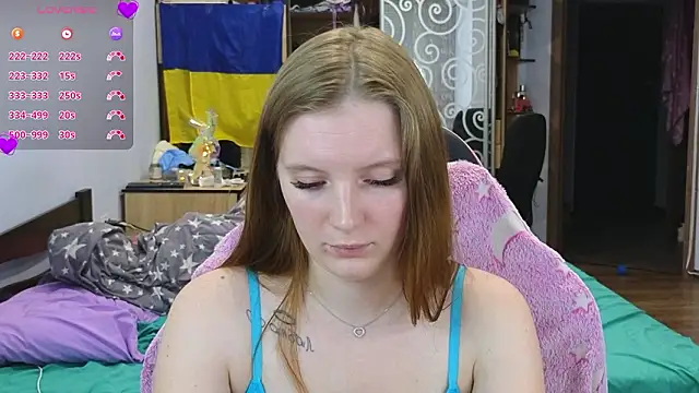 Mary_Blu webcam