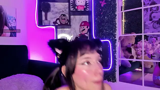 _liathompsom09 webcam