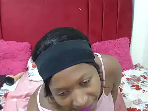 HipsDontLieX95 webcam