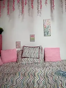 ariana_lavoie- webcam