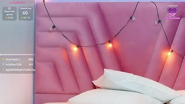 hornybarelylegalgirl - Hornybarelylegalgirl's free webcam - UK Sex Cams