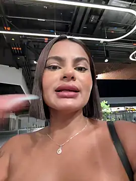 Irina_Velvett webcam