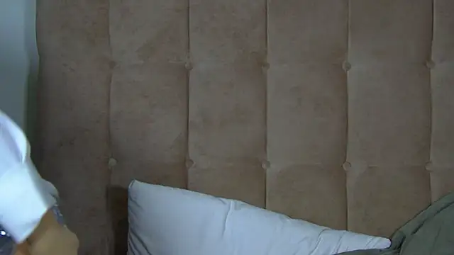 AlexandraBloom webcam