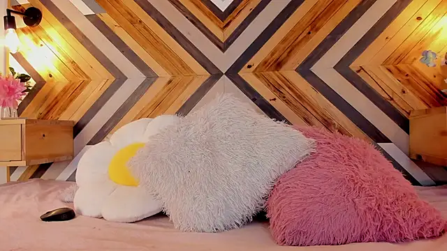 ZairaVanCleef webcam