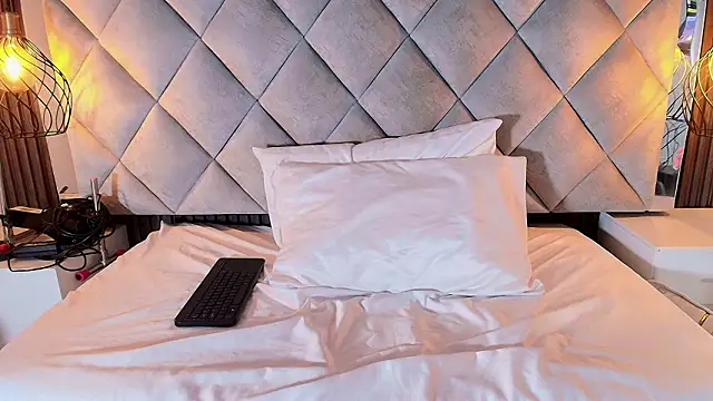 Real_virgin_Pussy webcam