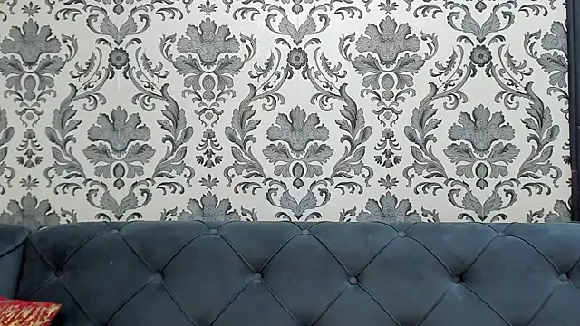 LissaBigTitts webcam