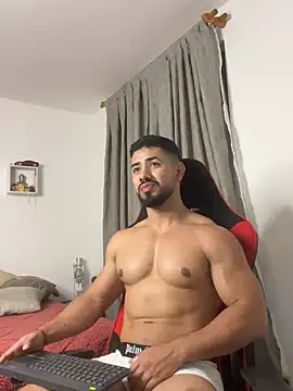 Ezzio_Scolaro webcam