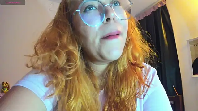 _Moon_Johnson webcam