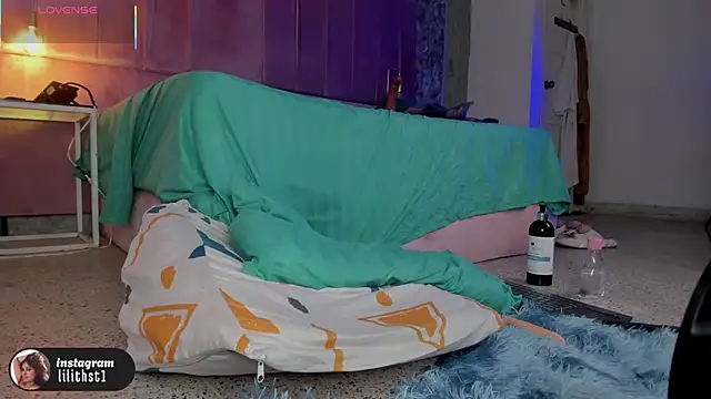 lilithst_ webcam