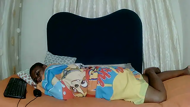 Exotic_FreakyQueen webcam