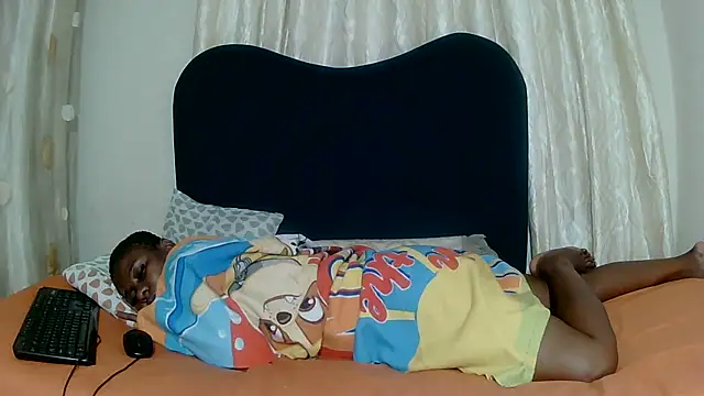 Exotic_FreakyQueen webcam