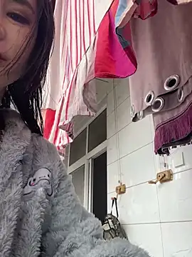 美女940940_1688在线直播