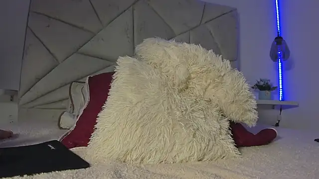 Alejandraa_Ruiz10 webcam