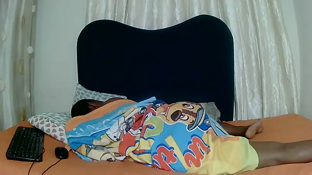 Exotic_FreakyQueen webcam