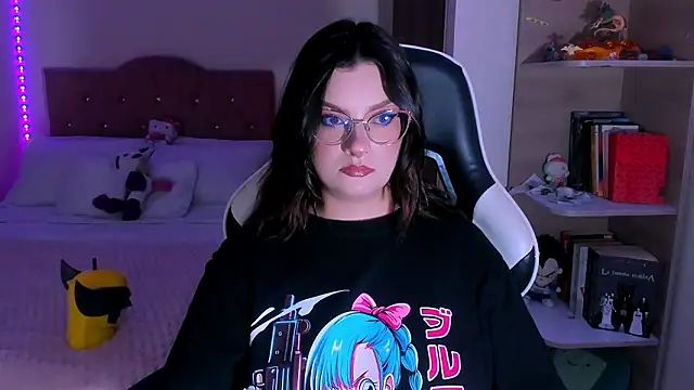 OphelianaRose33 webcam