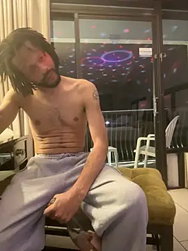 magic_man1085 webcam