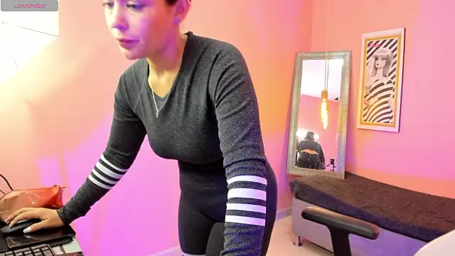 Ivonne_pier_x webcam