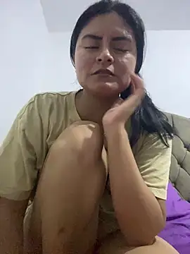 mikaela43 - Mikaela43's free webcam - UK Sex Cams