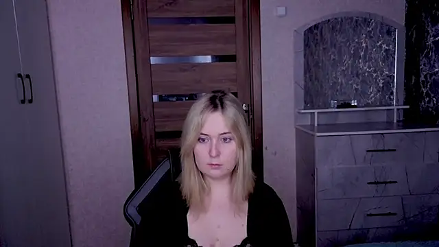 Kristy-Max webcam
