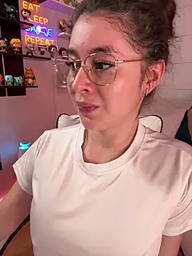 sharon_07 - Sharon_07's free webcam - UK Sex Cams