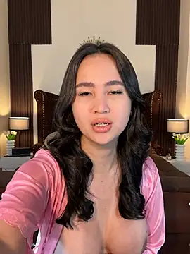 Kera Ev Angel Ine (KeraEvangeline)