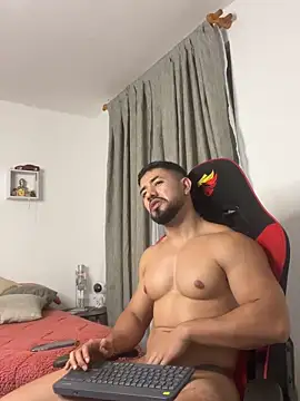 Ezzio_Scolaro webcam