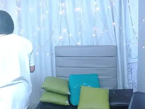 cora_desirers707 - Cora_desirers707's free webcam - UK Sex Cams