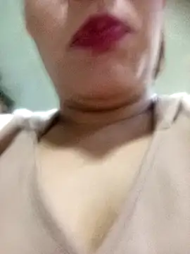 camil4_milf_1 - Camil4_milf_1's free webcam - UK Sex Cams