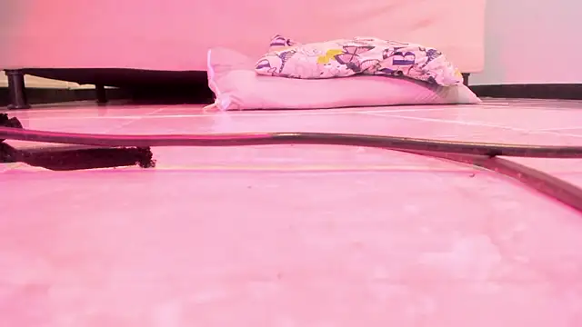 Miia_Thompsonn webcam