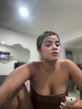 Kaily_Sweet16 webcam