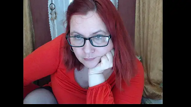 PlayfullMature webcam