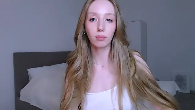 Luna_insniity webcam