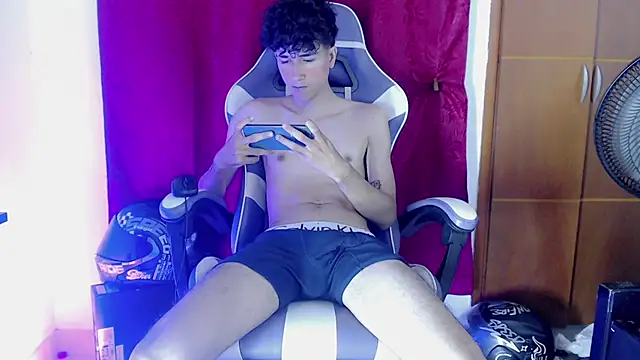 johnny_cagee_ - Johnny_cagee_'s free webcam