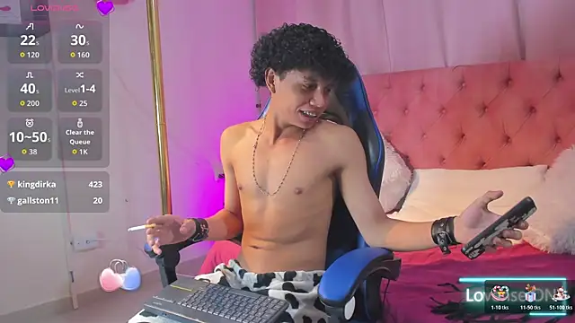 _taylor_black webcam