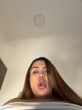 valeria2019hot webcam