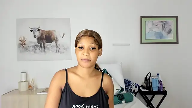 ConnieSmall24 webcam