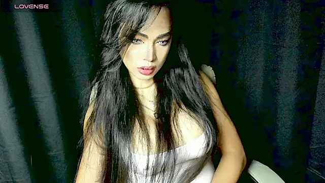 XXsexylongcockXX webcam