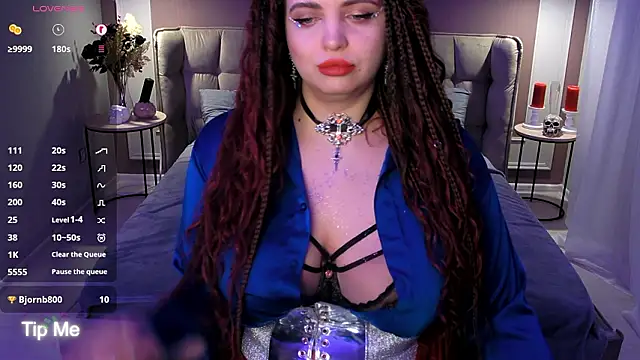 Miss_Maya_Mils webcam