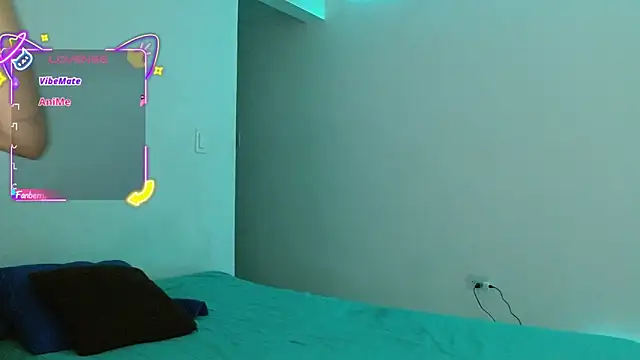 mishell1collins webcam