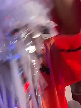 Gigi_Strawberry webcam