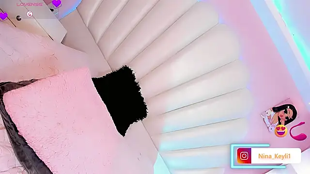 Nina_Keyli webcam
