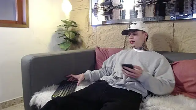 acxel_prescot webcam