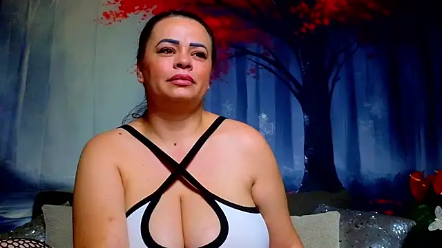 ElizabethEven webcam