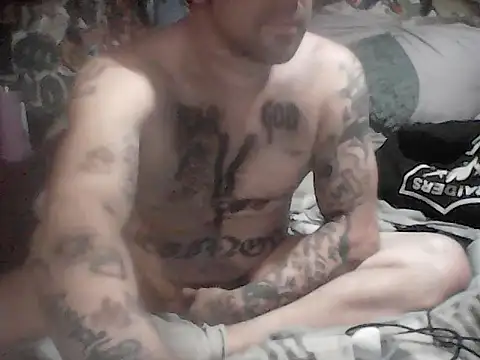 twoslipperywhenwett - Twoslipperywhenwett's free webcam - UK Sex Cams