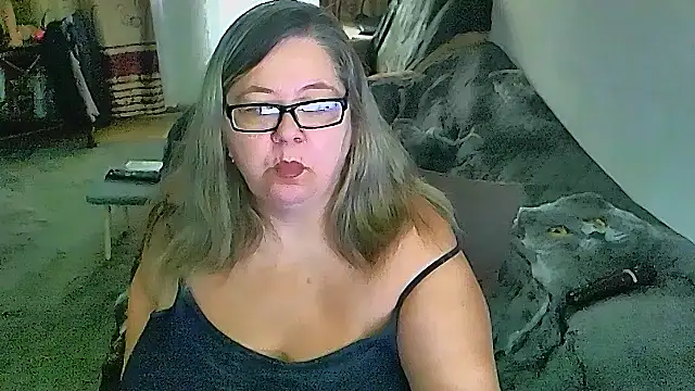 sex2 (F mature) - naked, squirt