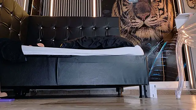 Bruja__Scarlata webcam