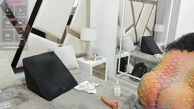 OliviaBurning webcam